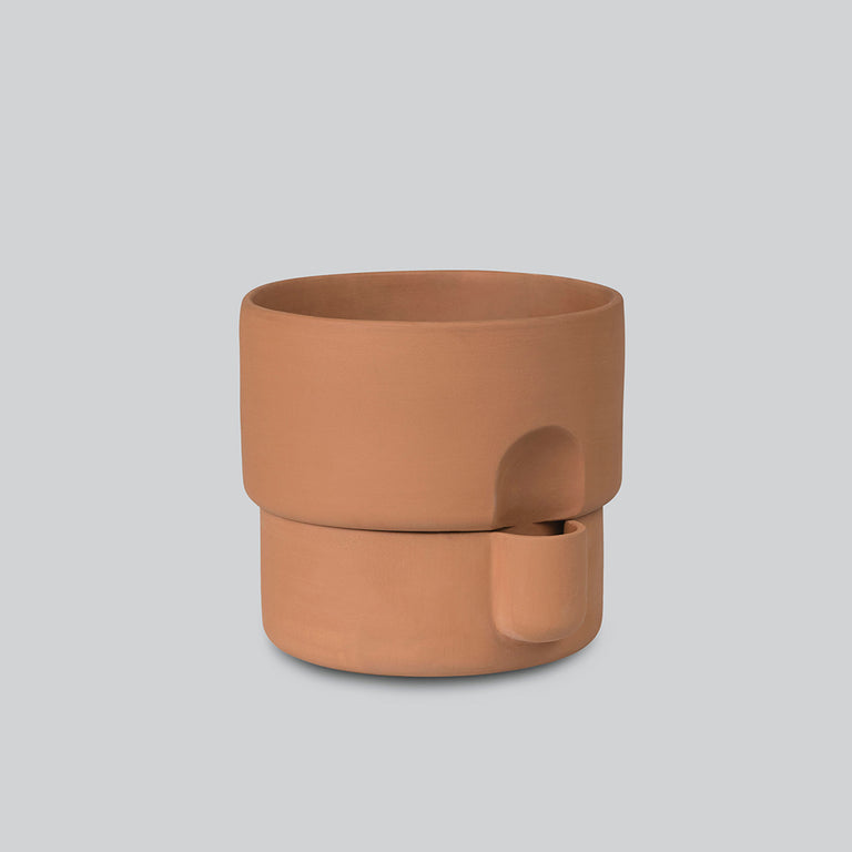 Oasis Terracotta Planter Large | Northern | Insidestore
