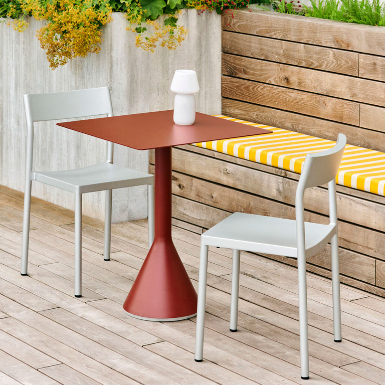 Type Chair with Palissade Cone Table Iron Red | HAY | Insidestore