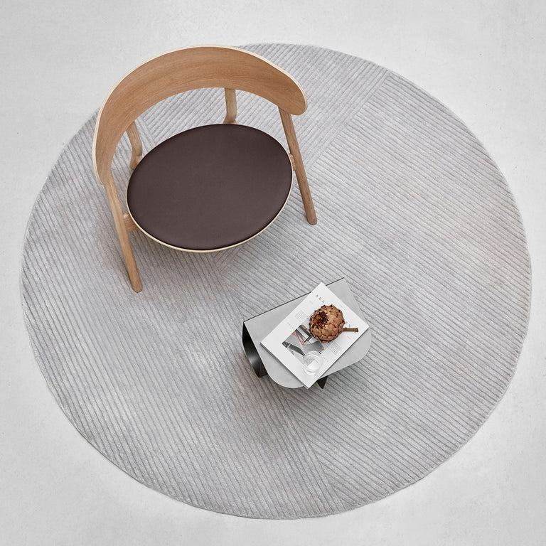 Row Circular Rug Light Grey | Northern | Insidestore 