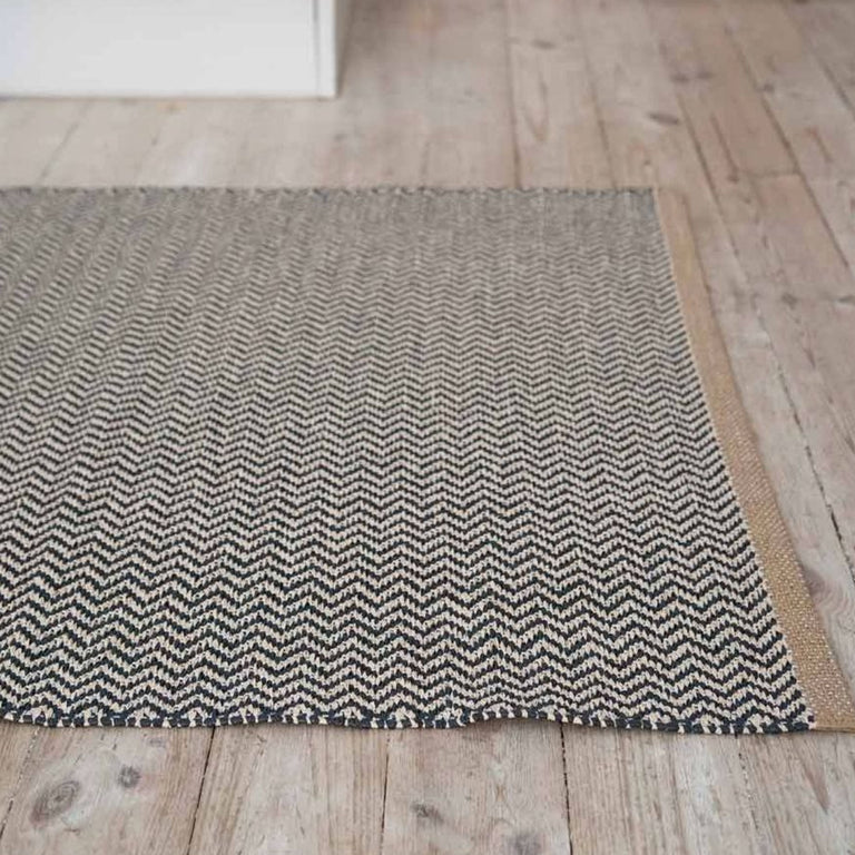 Strand Rug Black | Brita Of Sweden | Insidestore