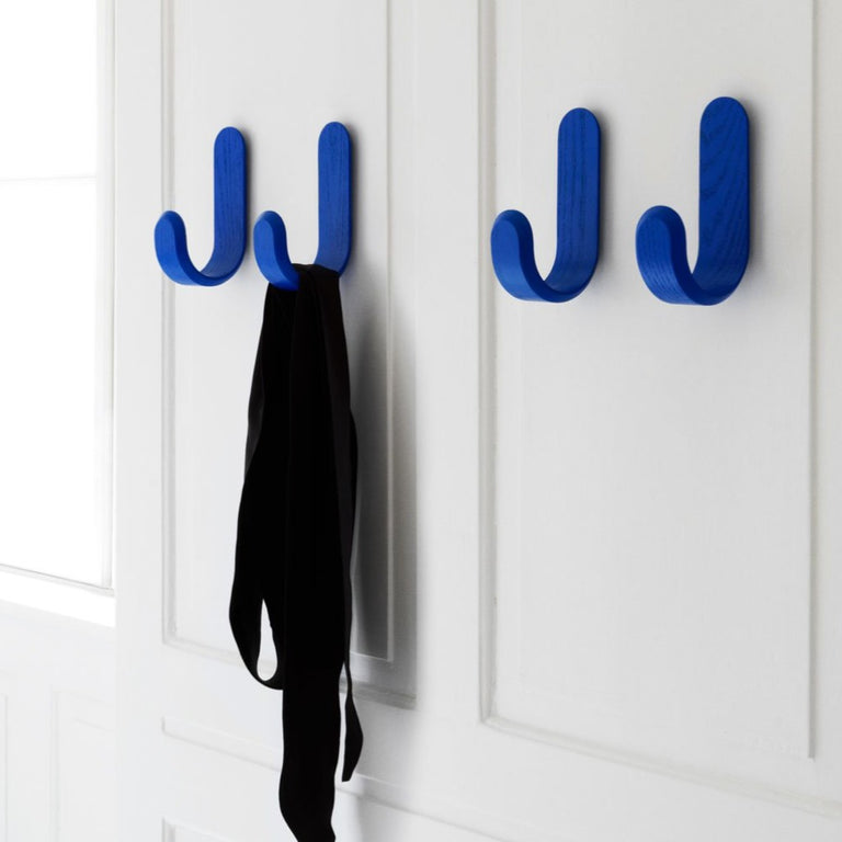 Curve Hook Blue | Normann Copenhagen | Insidestore