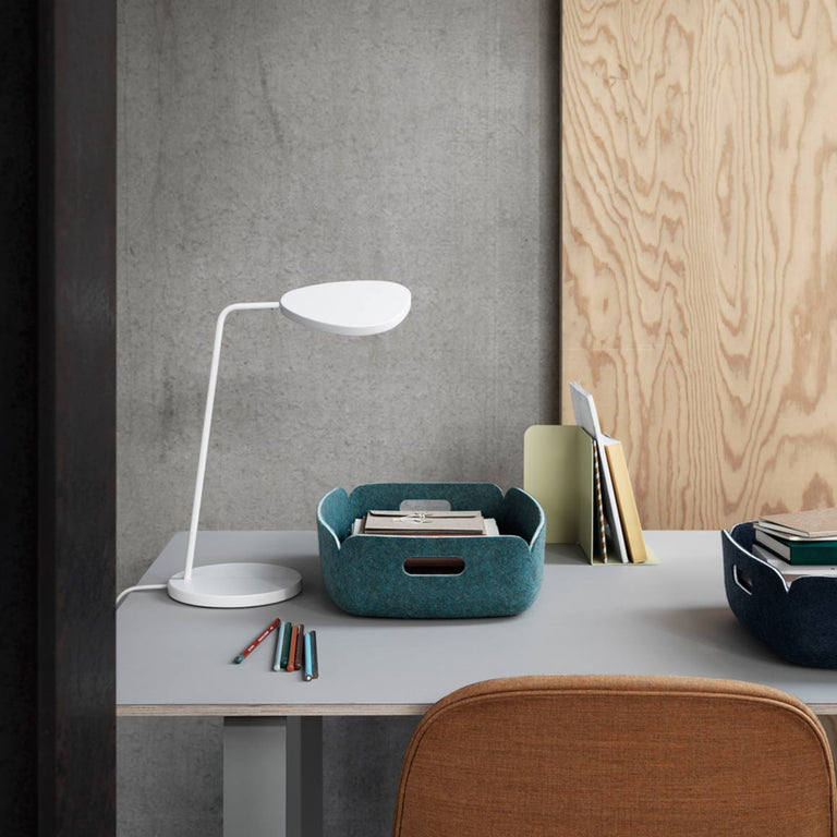 Muuto Leaf Table Lamp Lifestyle