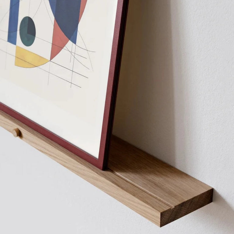 Gallery Shelf Oak Close Up | Moebe | Insidestore
