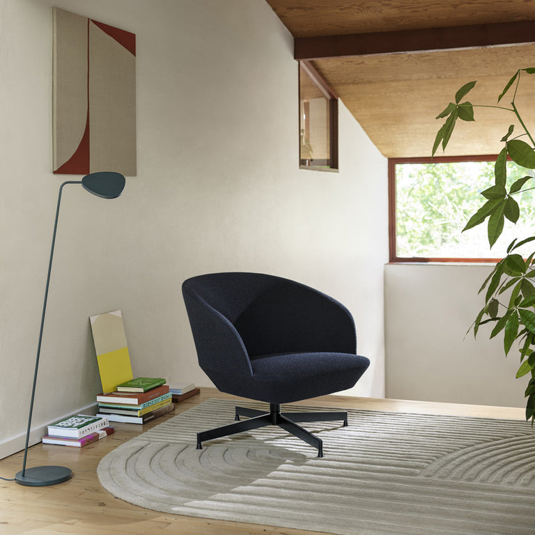 Oslo Lounge Chair Swivel Base | Muuto | Insidestore