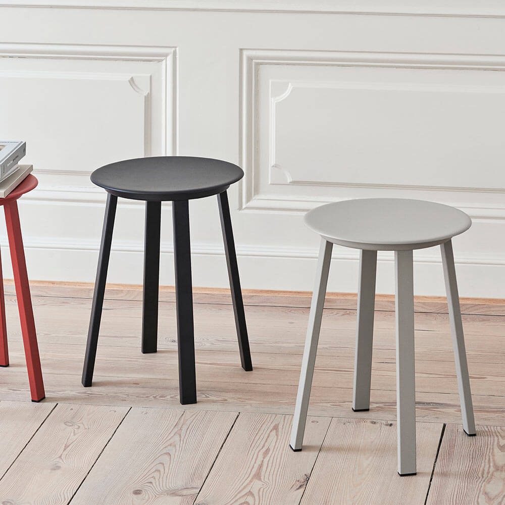 HAY REVOLVER TABLE